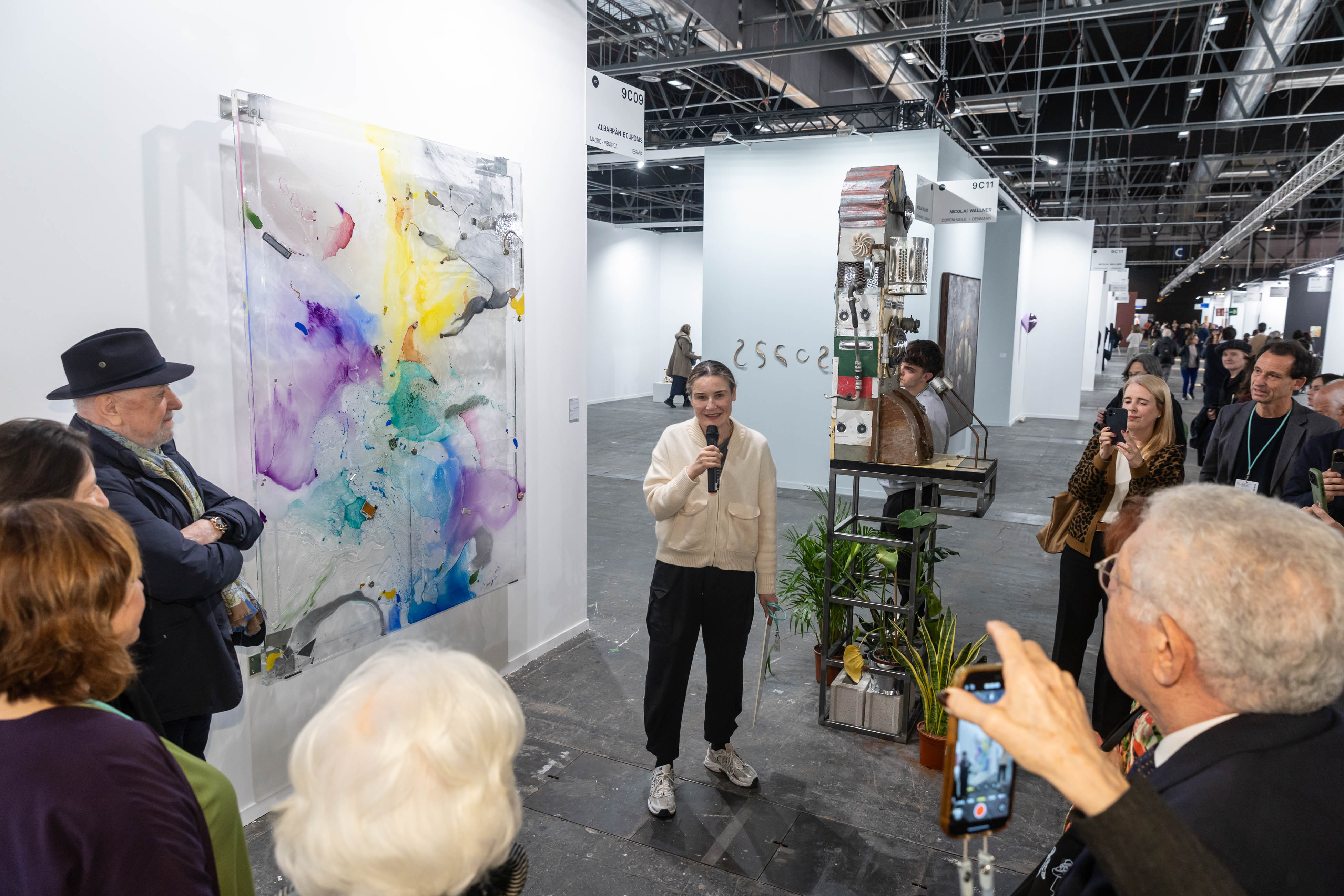 cristina-lucas-gana-el-premio-pilar-forcarda-arcomadrid-2026