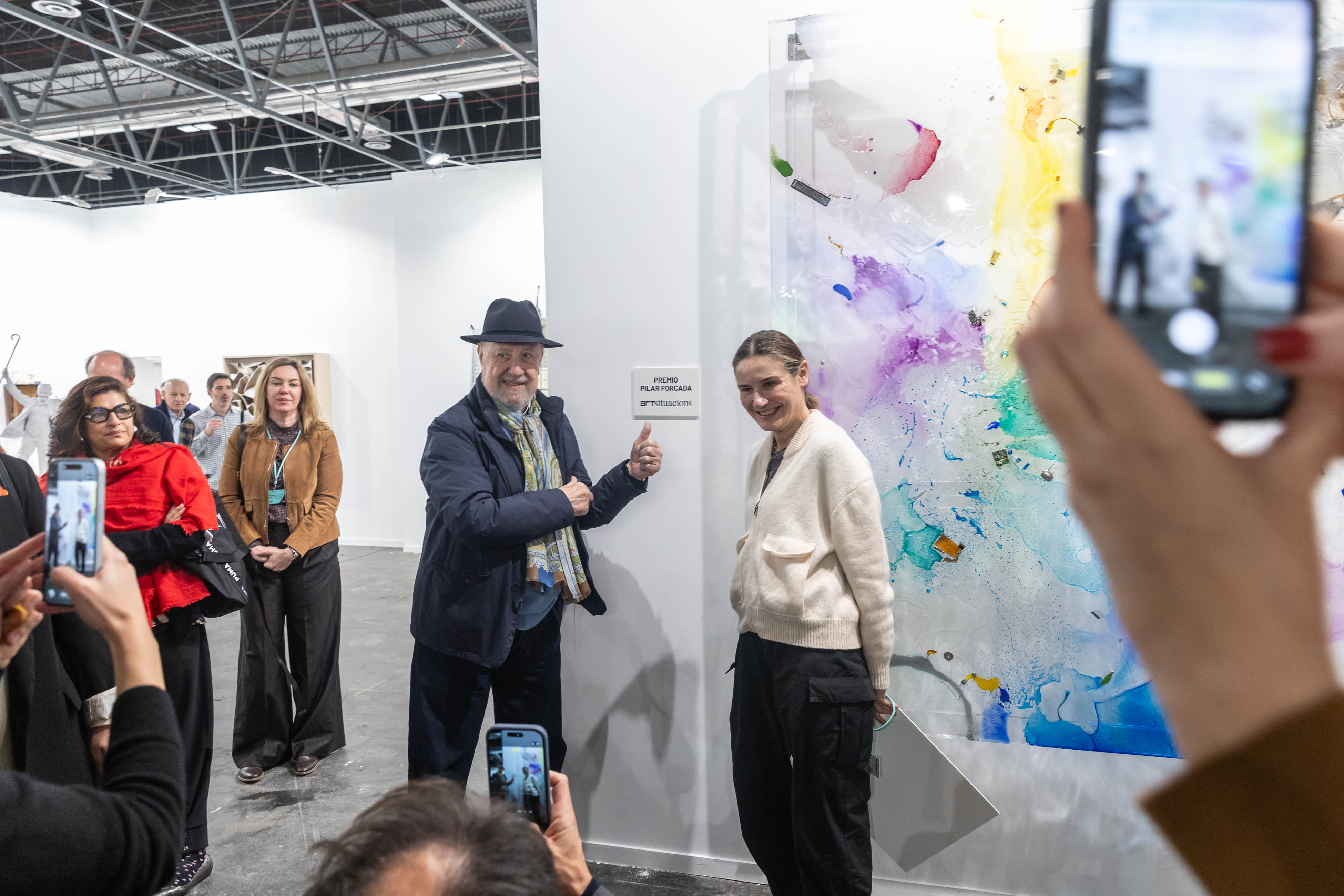 cristina-lucas-gana-el-premio-pilar-forcarda-arcomadrid-2026