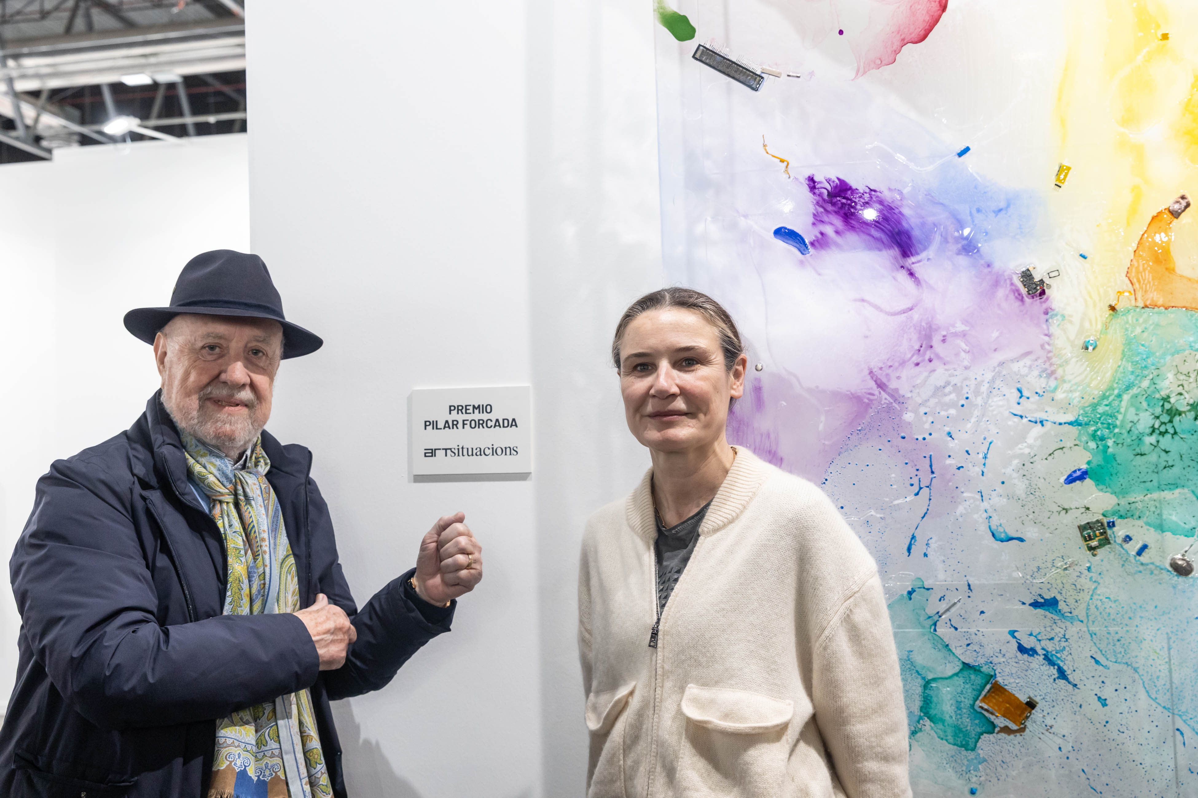 cristina-lucas-gana-el-premio-pilar-forcarda-arcomadrid-2026